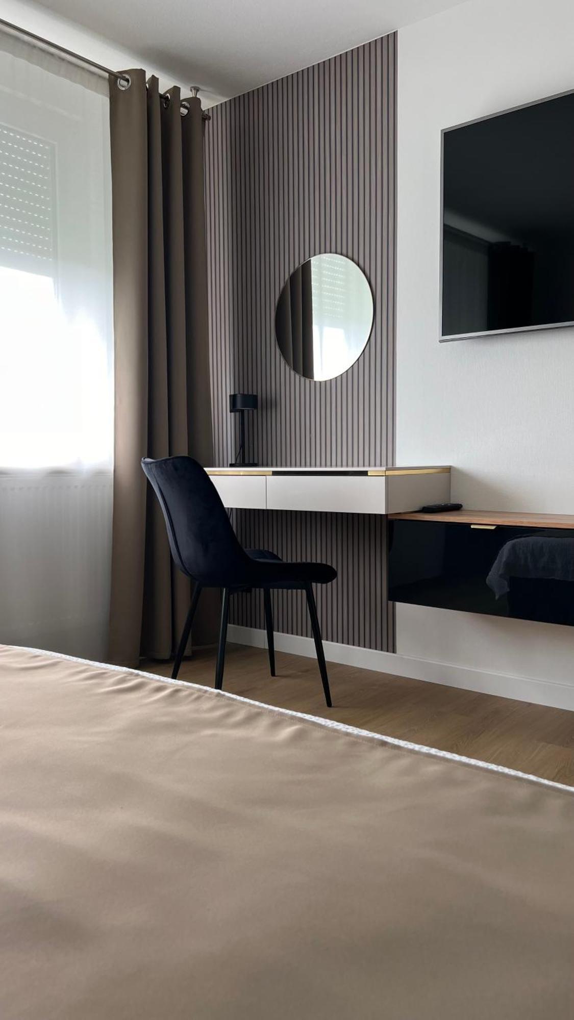 Voyage Apartment Kehl Bagian luar foto